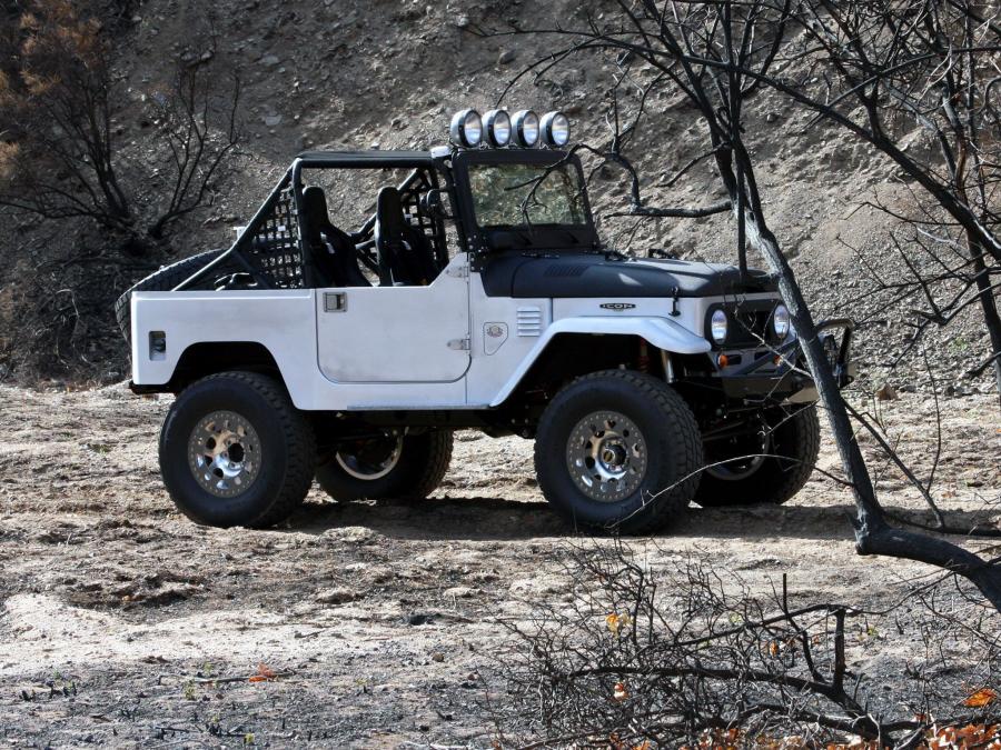  Toyota Land Cruiser BAJA 1000 LE by Icon 2008 года  (фото 10 из 15)